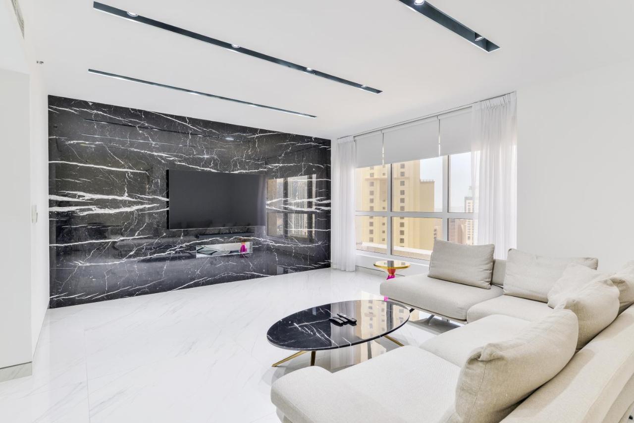Waterfront Luxury 3br With Maids In Jbr, شقة دبي
