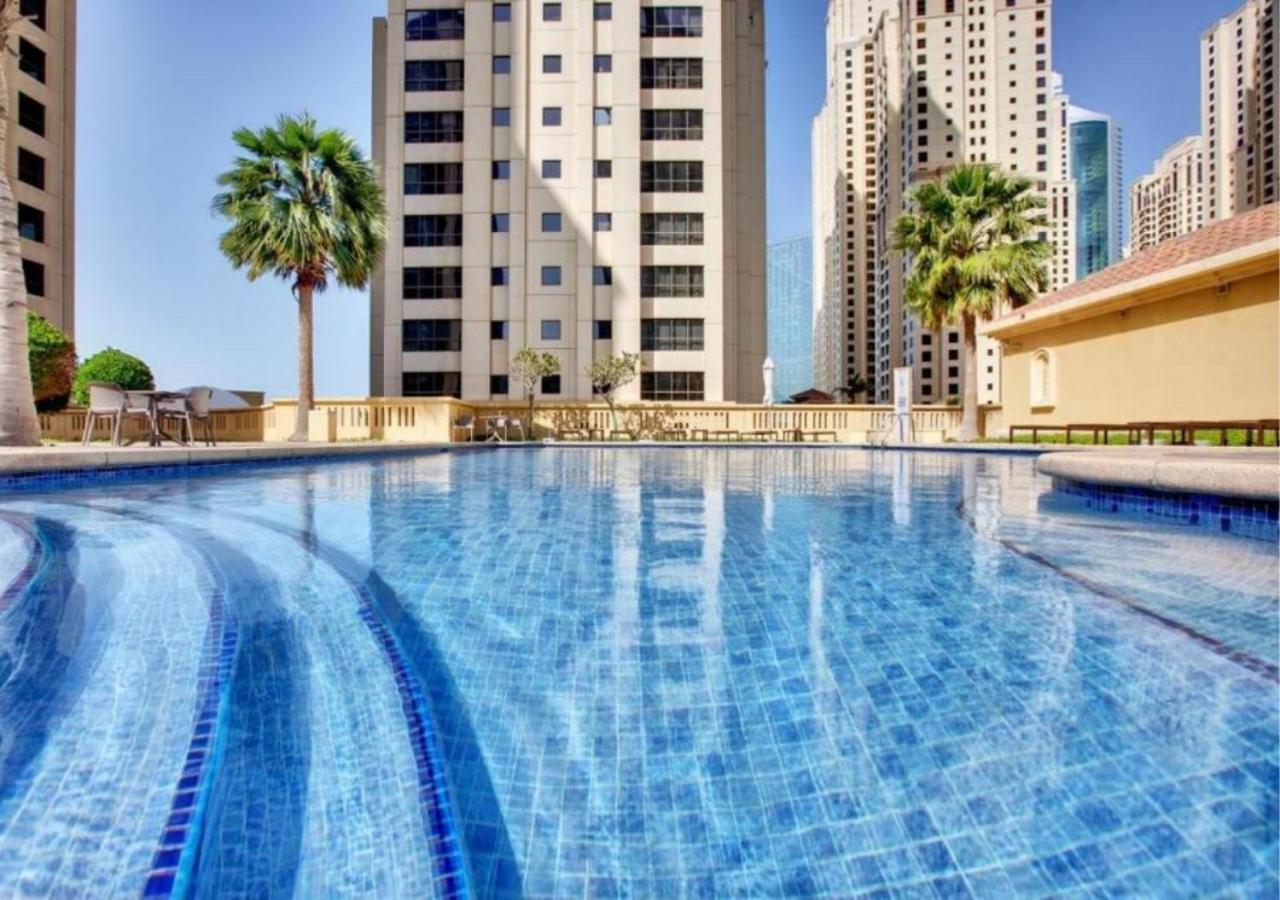 Waterfront Luxury 3br With Maids In Jbr, شقة دبي